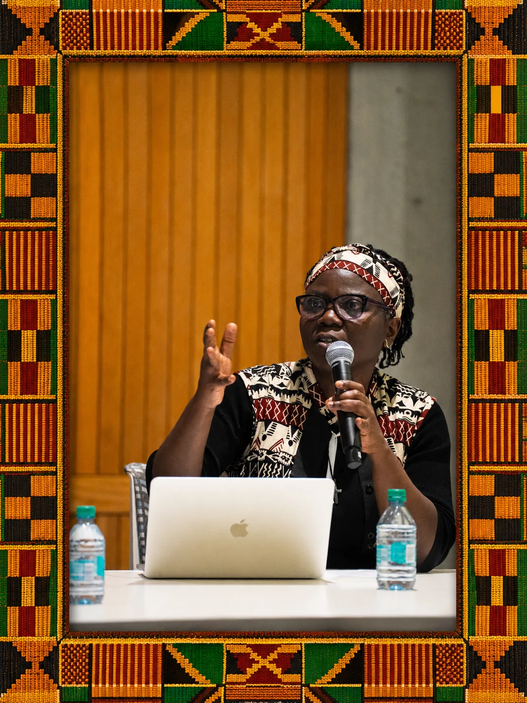 Léocadie Lushombo, teóloga congoleña dedicada a ética teológica, justicia y paz