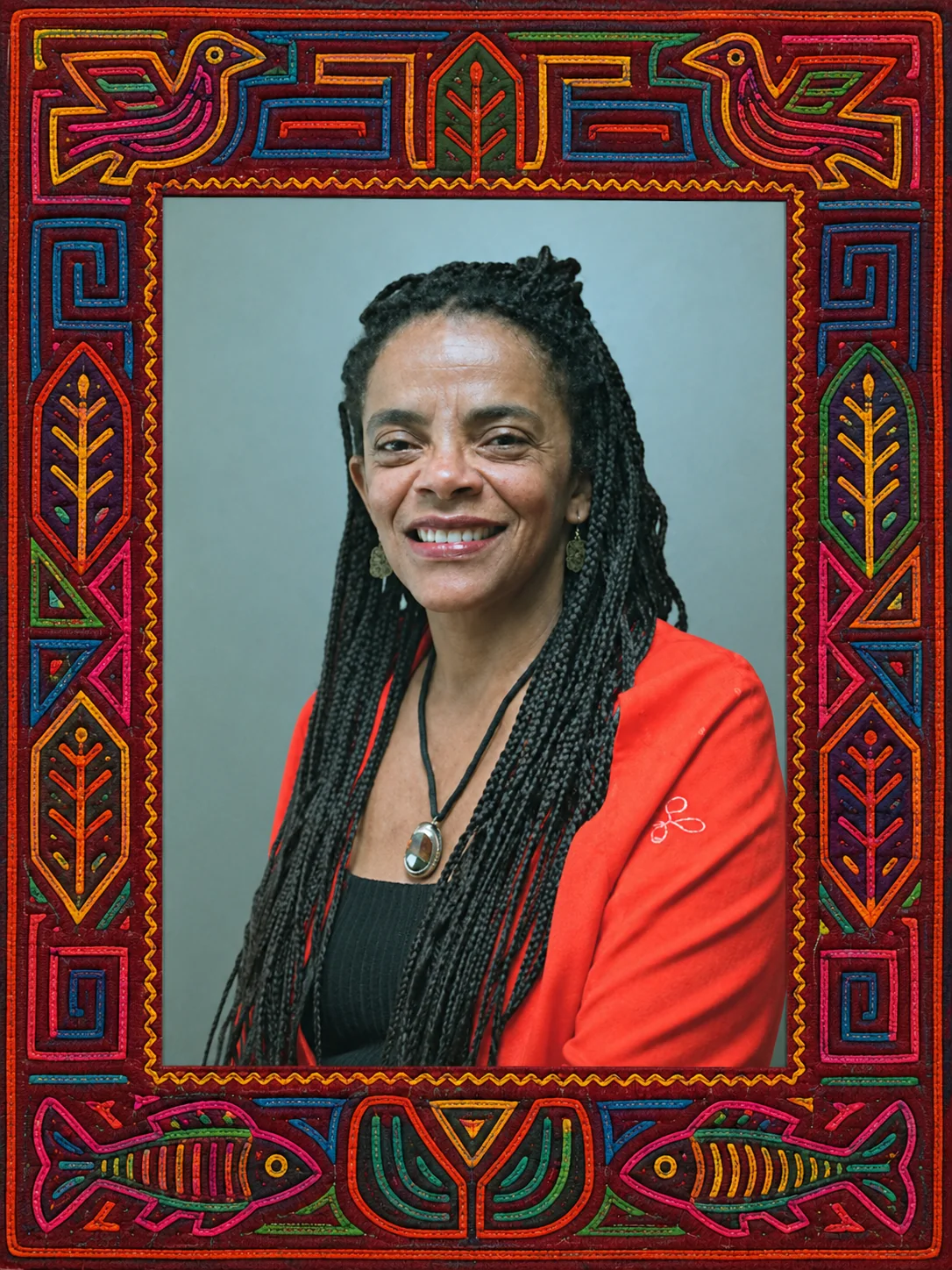 Retrato de Silvia Regina de Lima, teóloga brasileña vinculada a la teología feminista y la lectura popular de la Biblia.